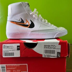 Women’s Size 8 Nike Blazer